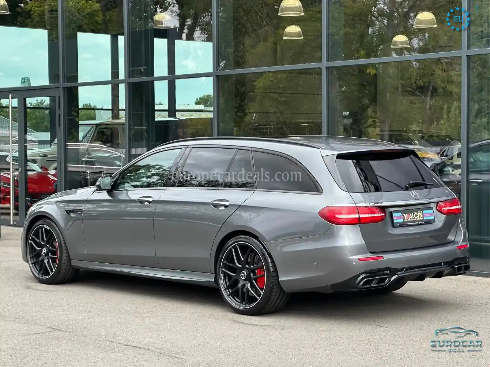 Mercedes-Benz E 63 AMG