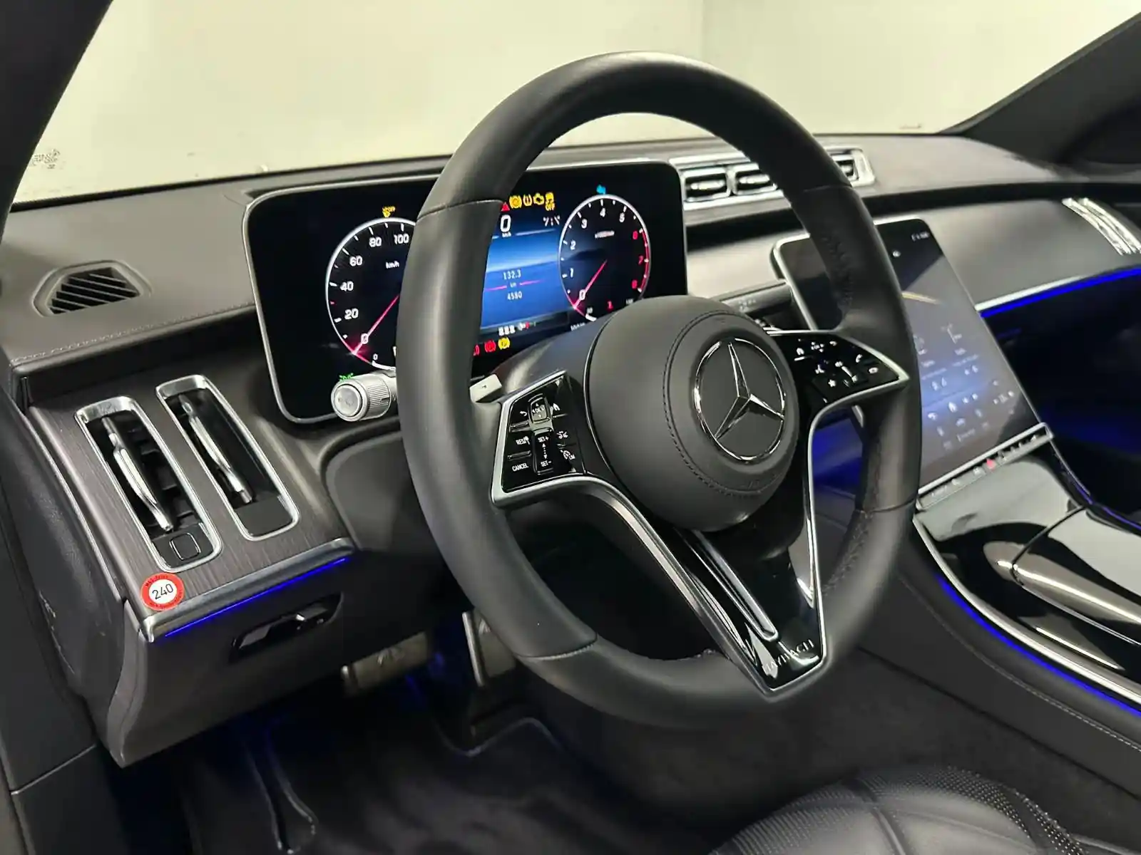 Mercedes-Benz S 680