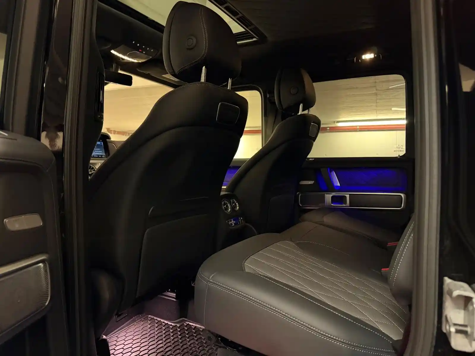 Mercedes-Benz G 500