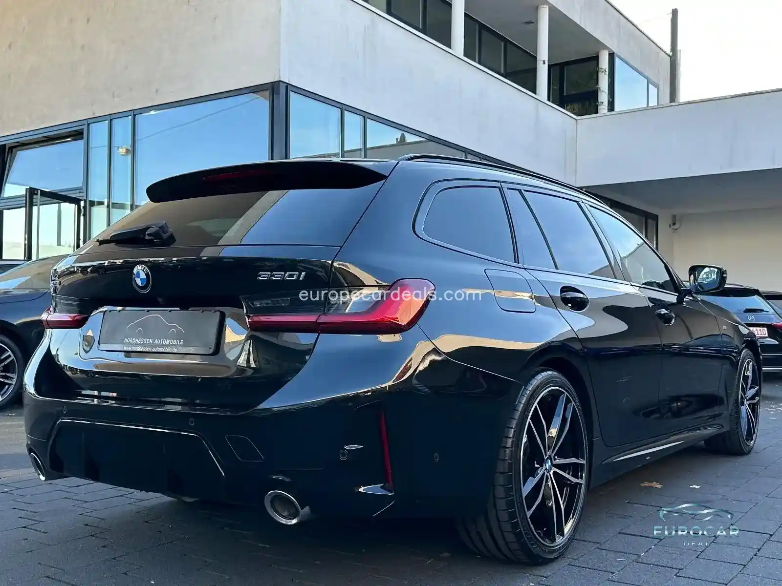 BMW 330
