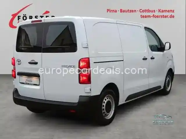 Toyota Proace (Verso)