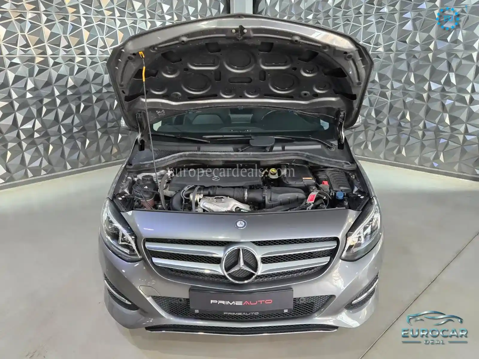 Mercedes-Benz B 200