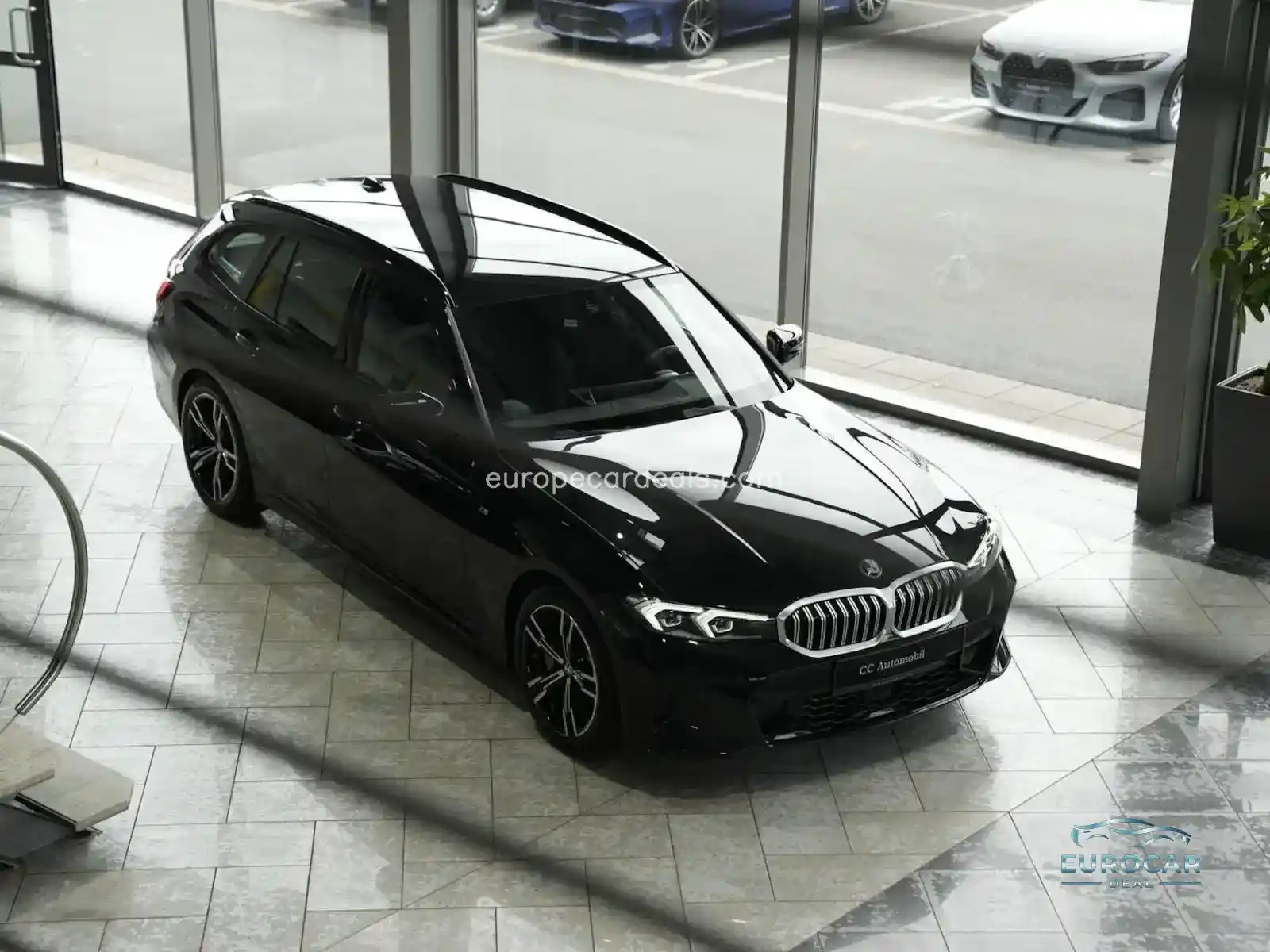BMW 330