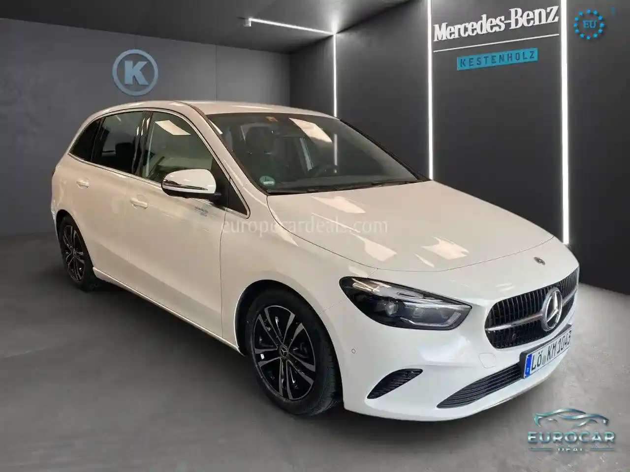 Mercedes-Benz B 180