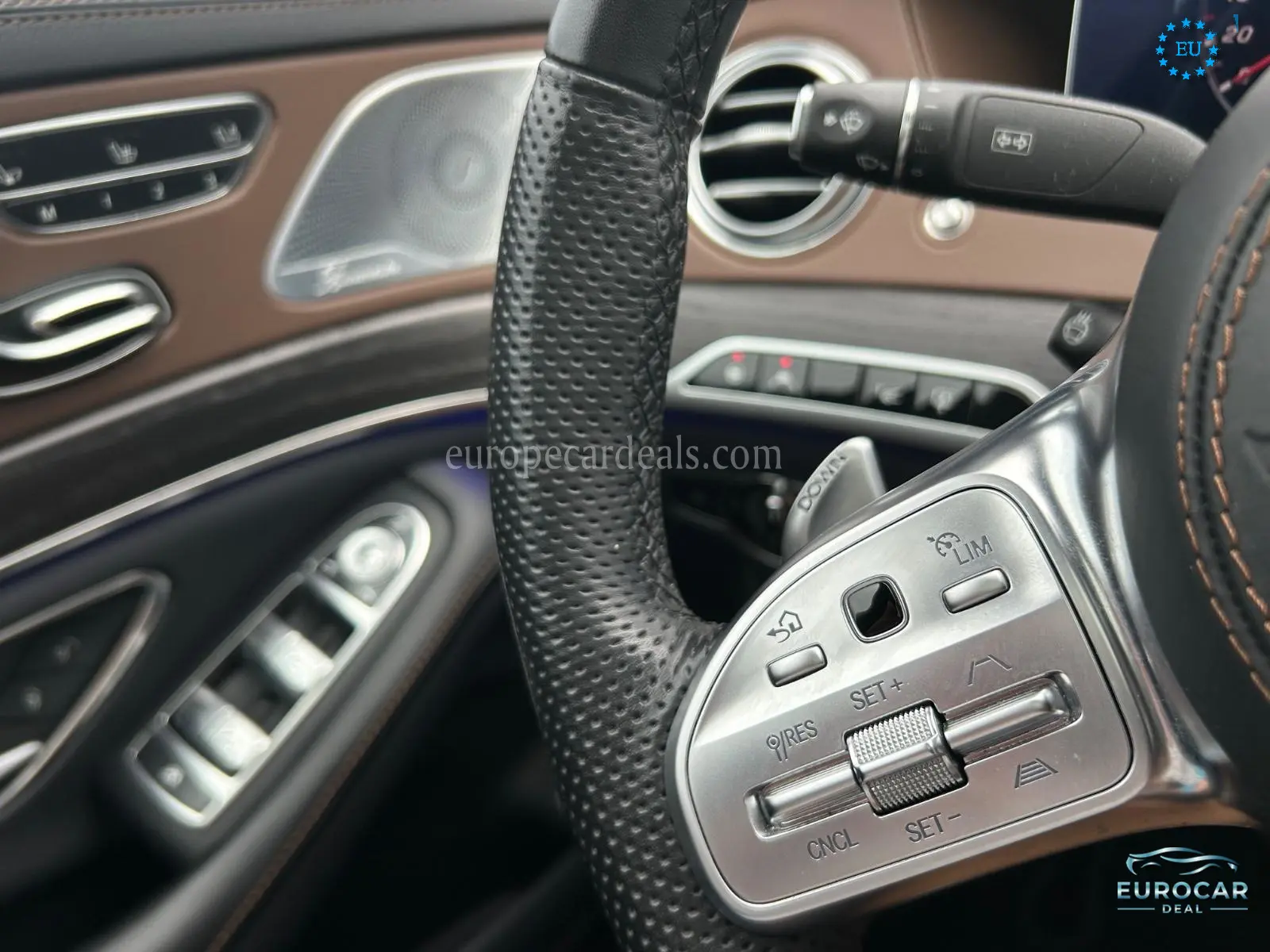 Mercedes-Benz S 560
