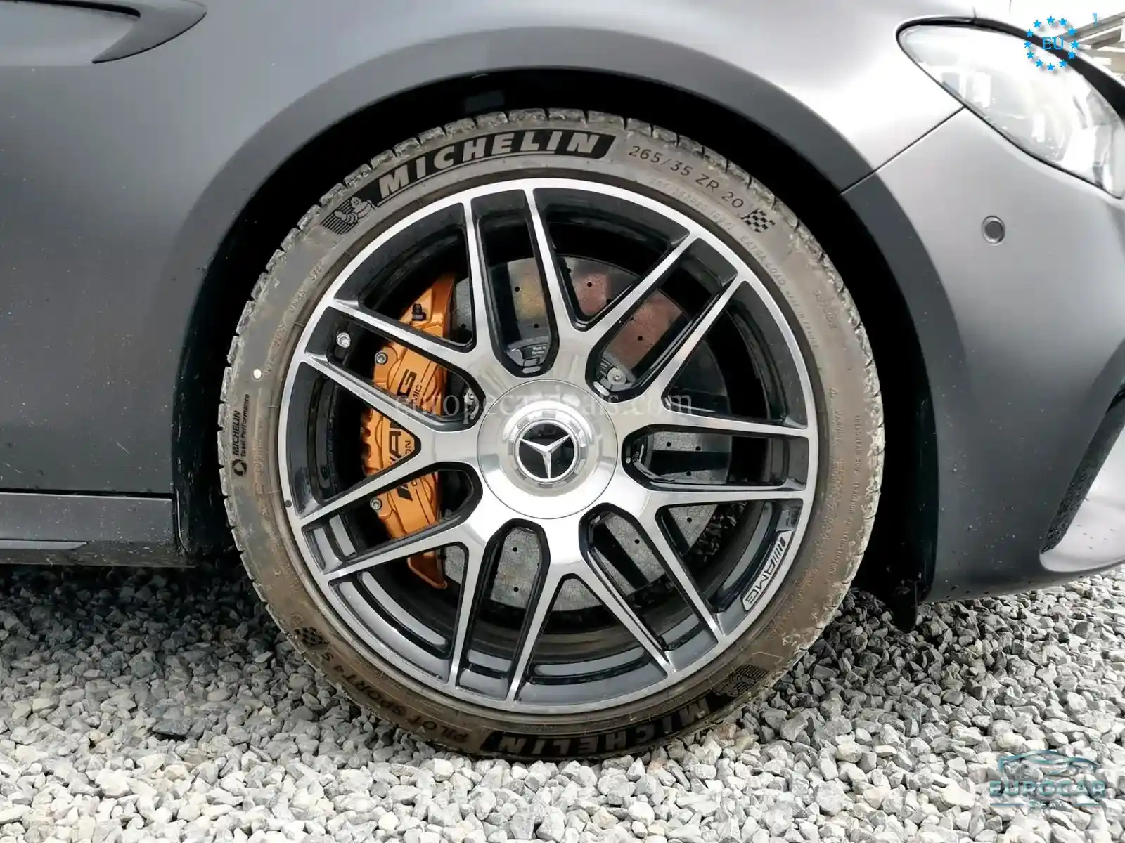 Mercedes-Benz E 63 AMG