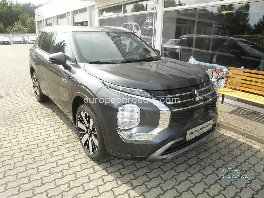Mitsubishi Plug-in Hybrid Outlander