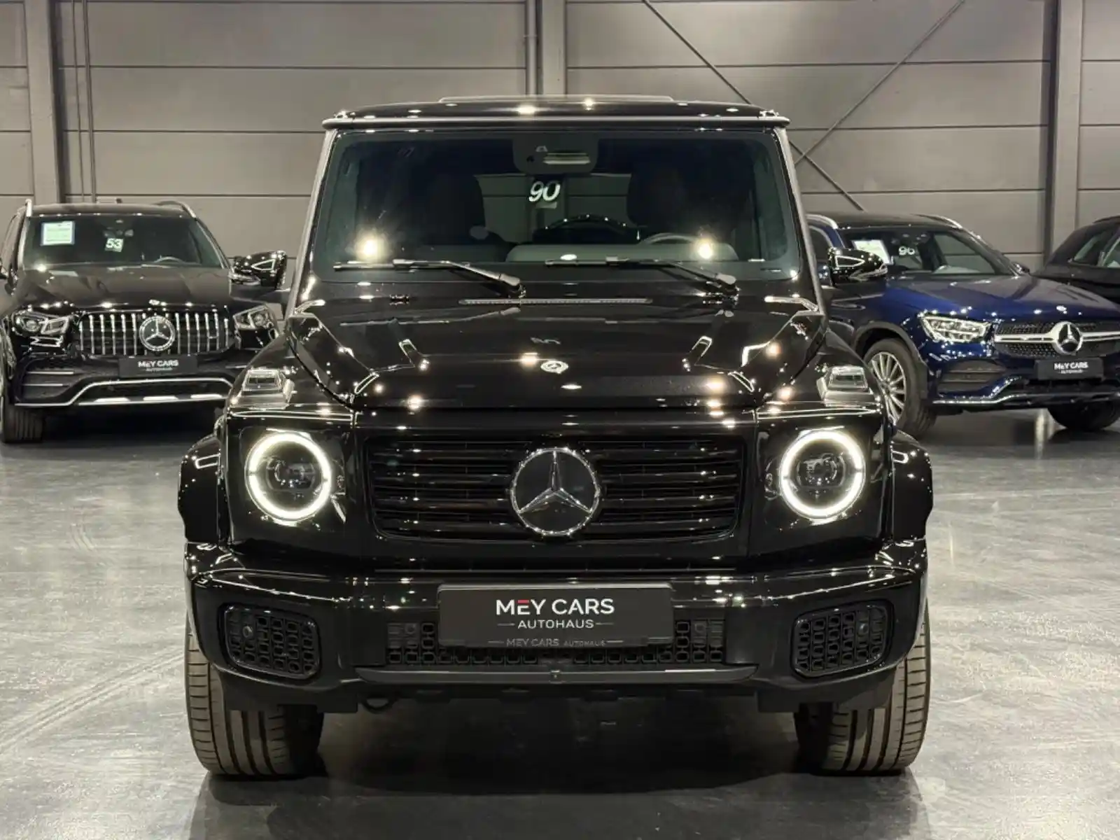 Mercedes-Benz G 500
