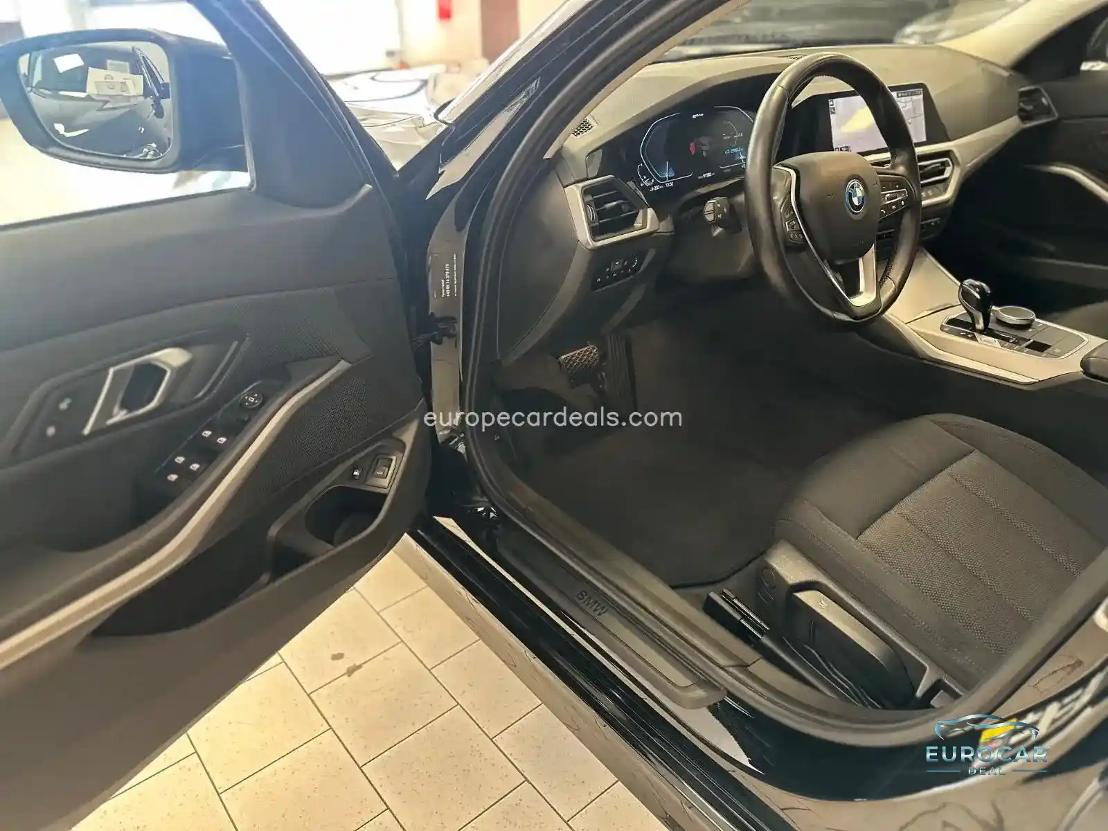 BMW 330