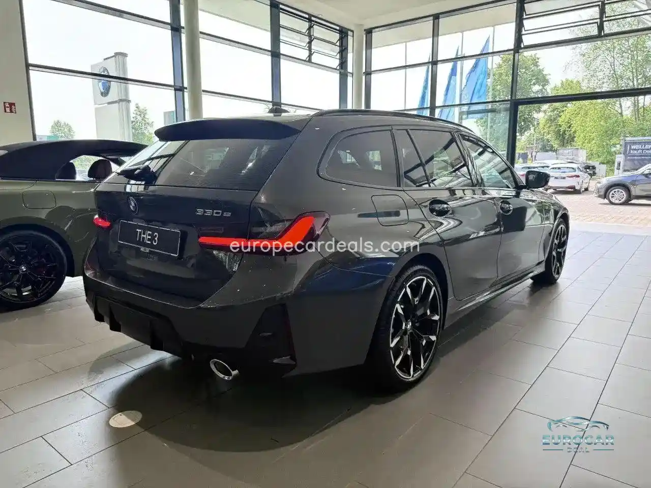 BMW 330
