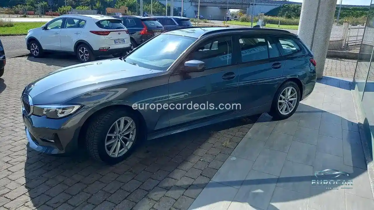 BMW 320