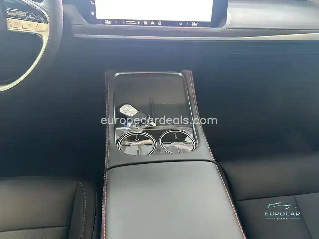 XPENG P7
