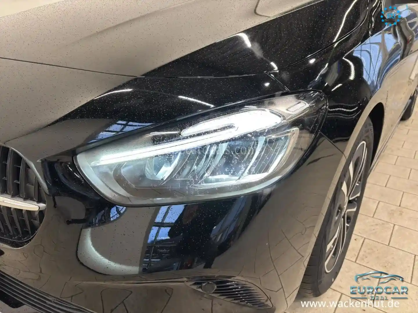 Mercedes-Benz B 200