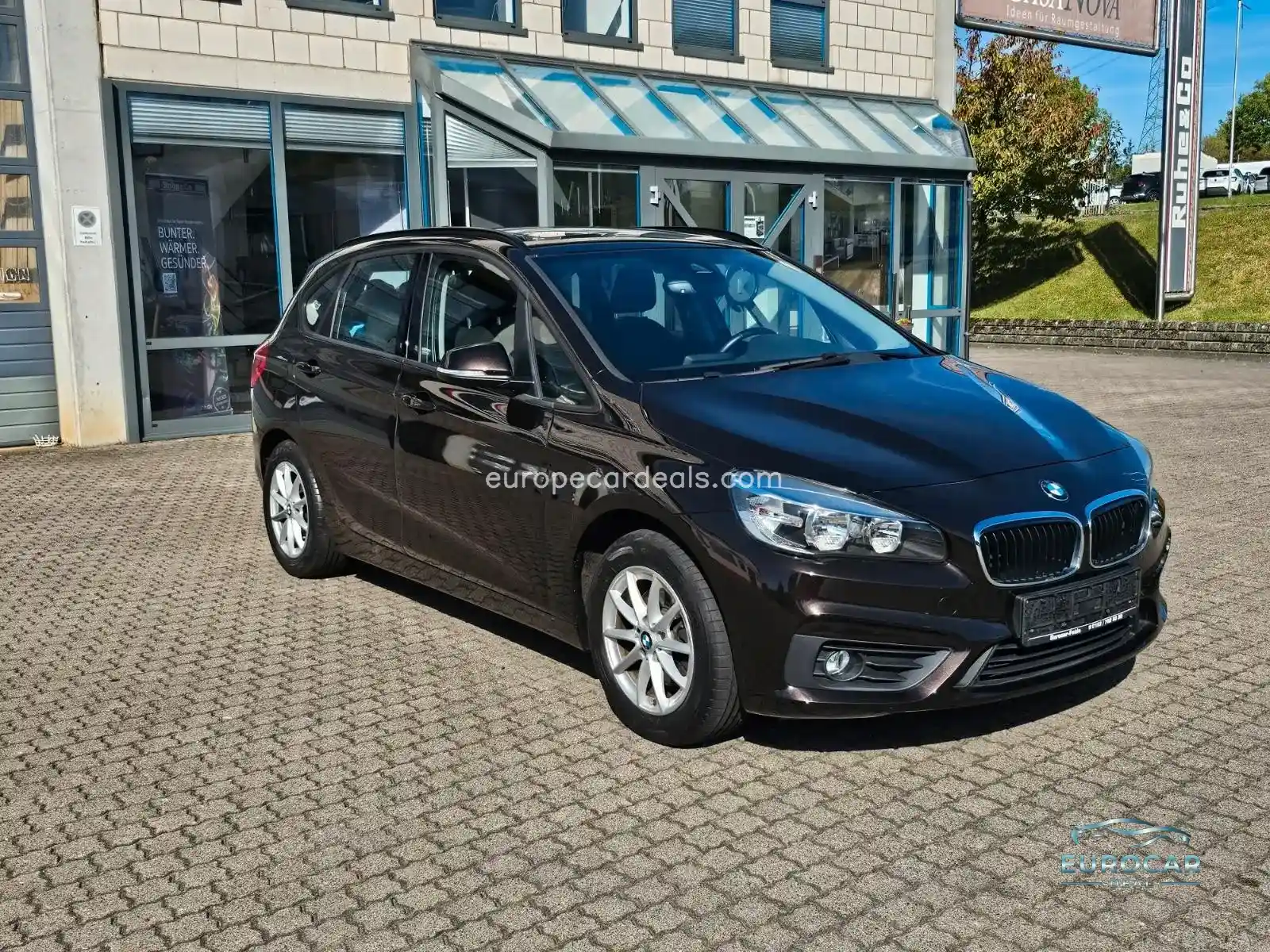 BMW 216