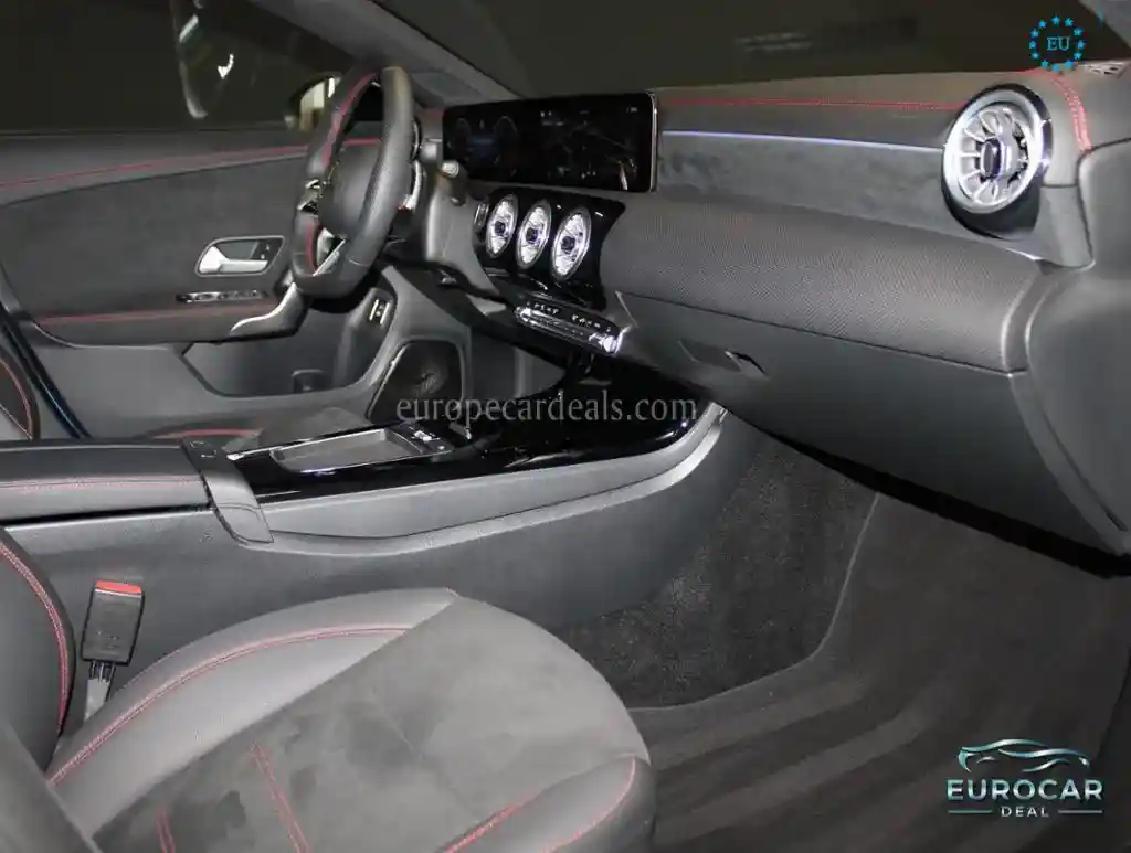 Mercedes-Benz CLA 220