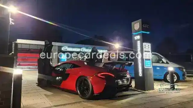 McLaren 570S