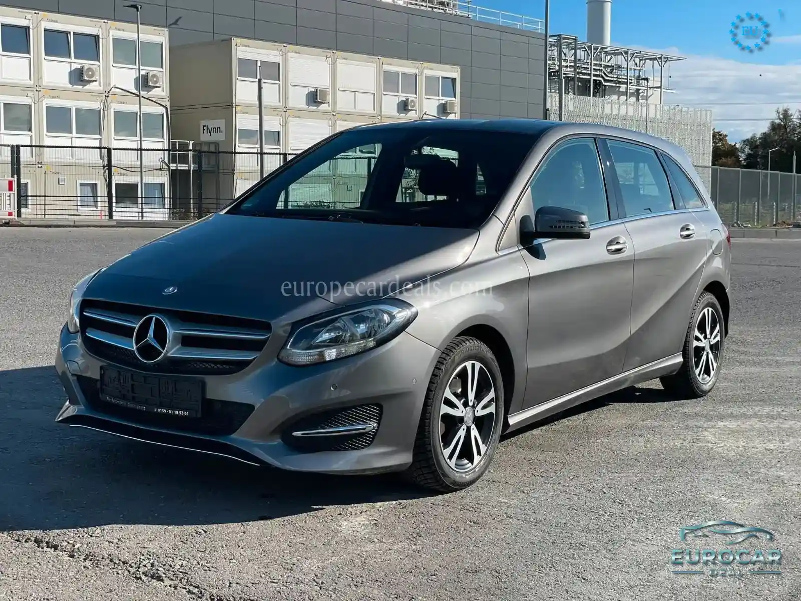 Mercedes-Benz B 180
