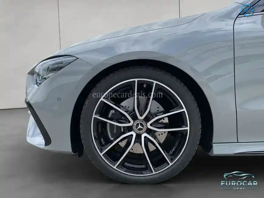 Mercedes-Benz CLA 220