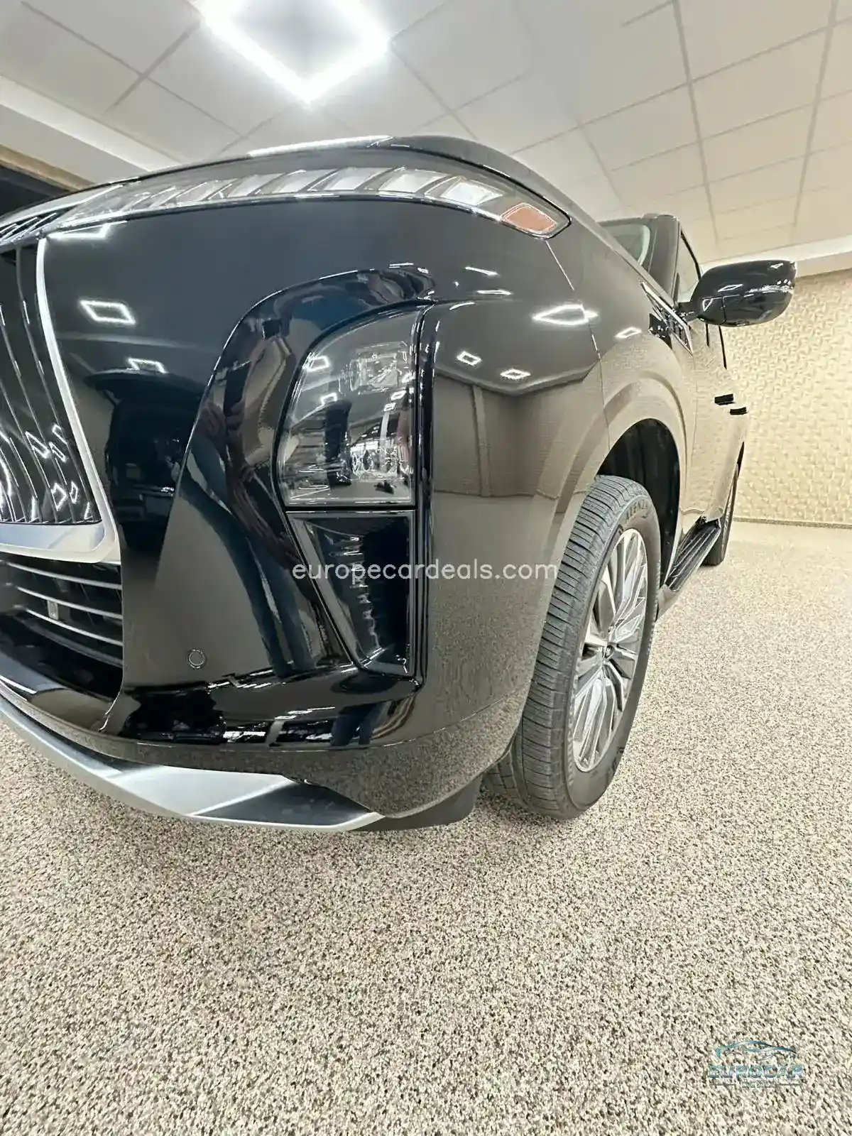 Infiniti QX80