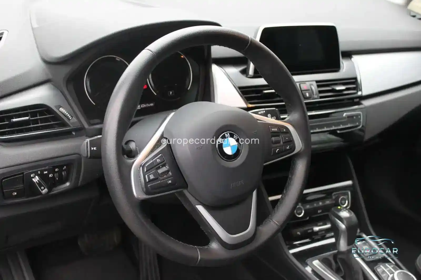 BMW 225
