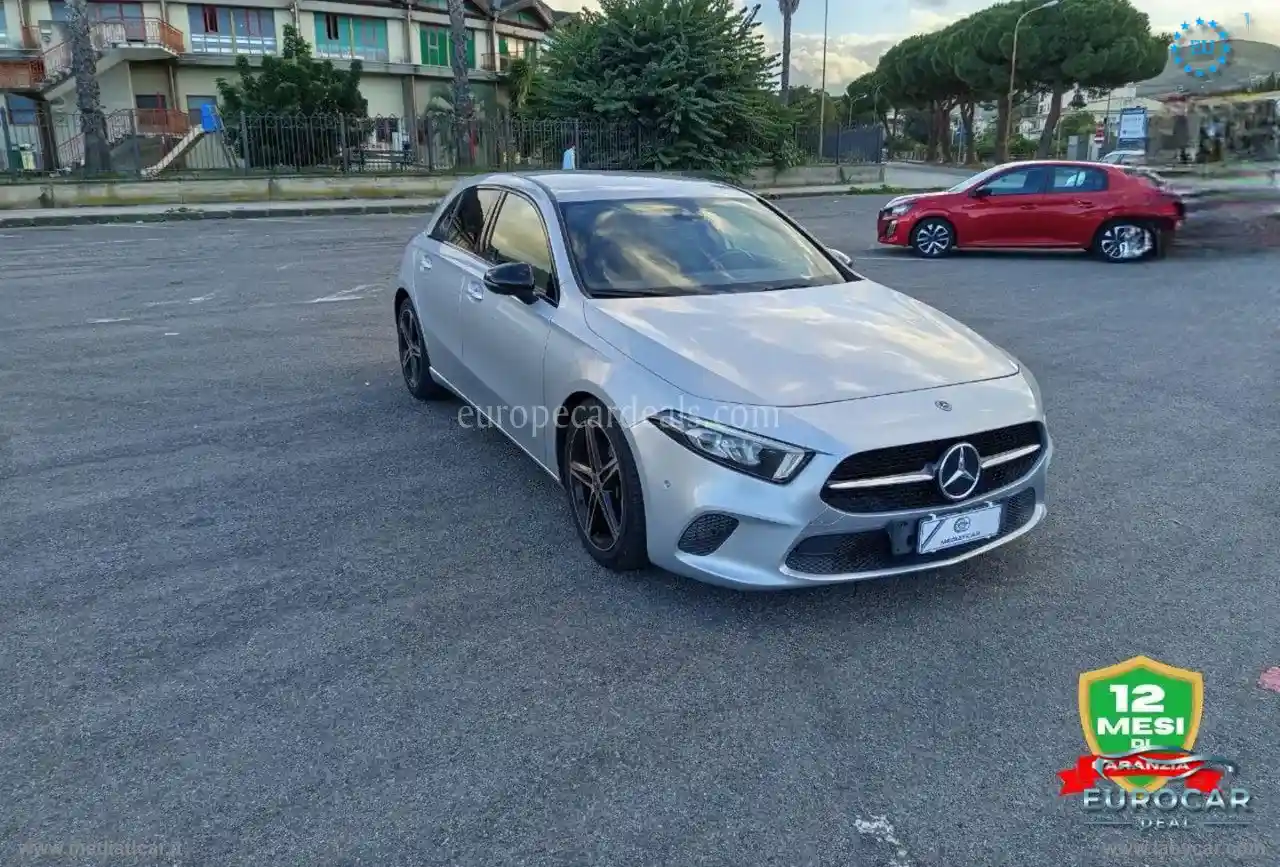 Mercedes-Benz A 180