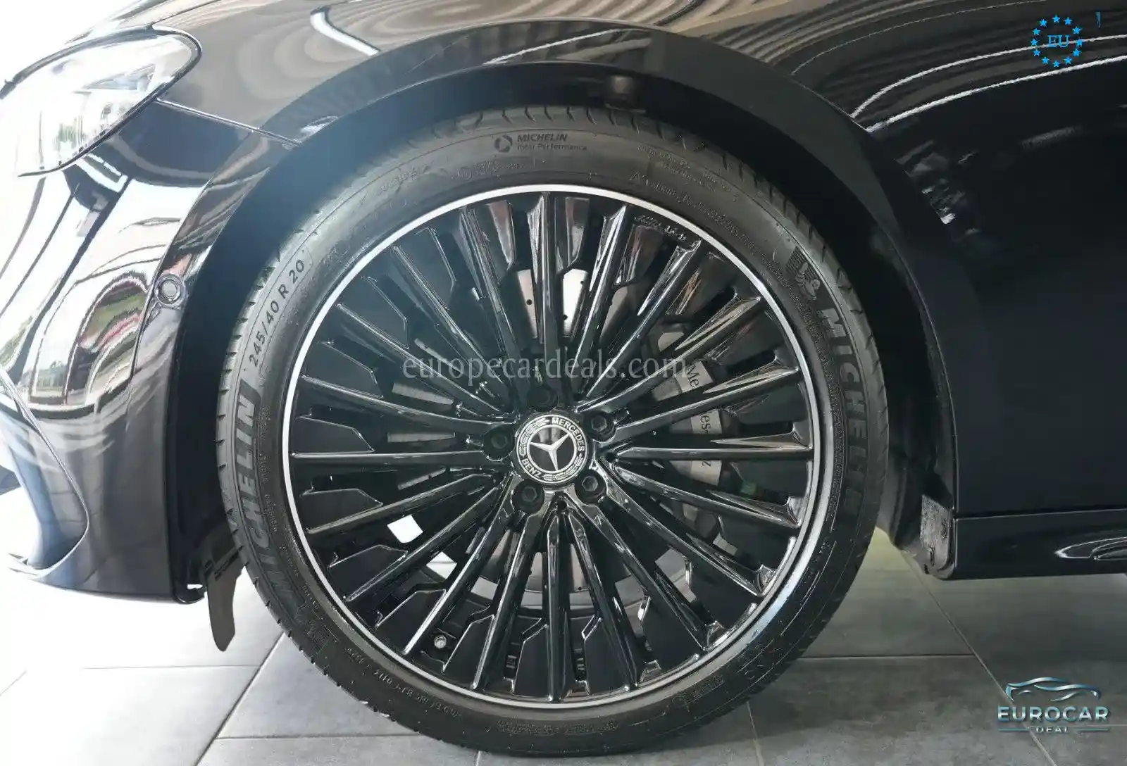 Mercedes-Benz E 300