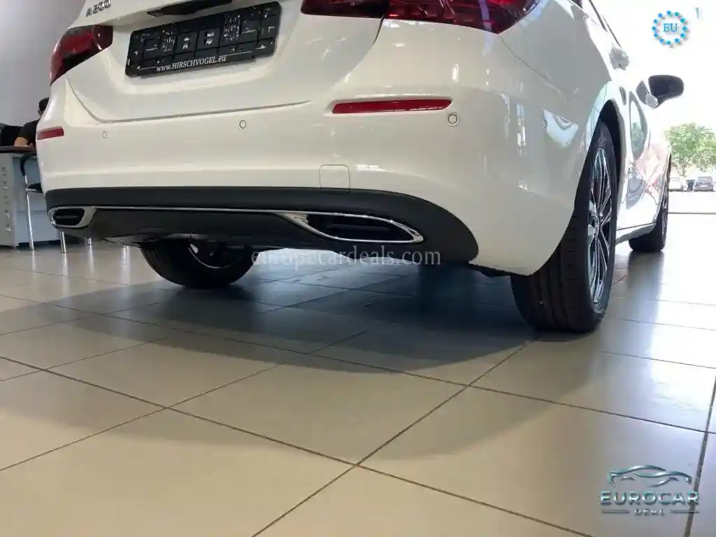 Mercedes-Benz A 200