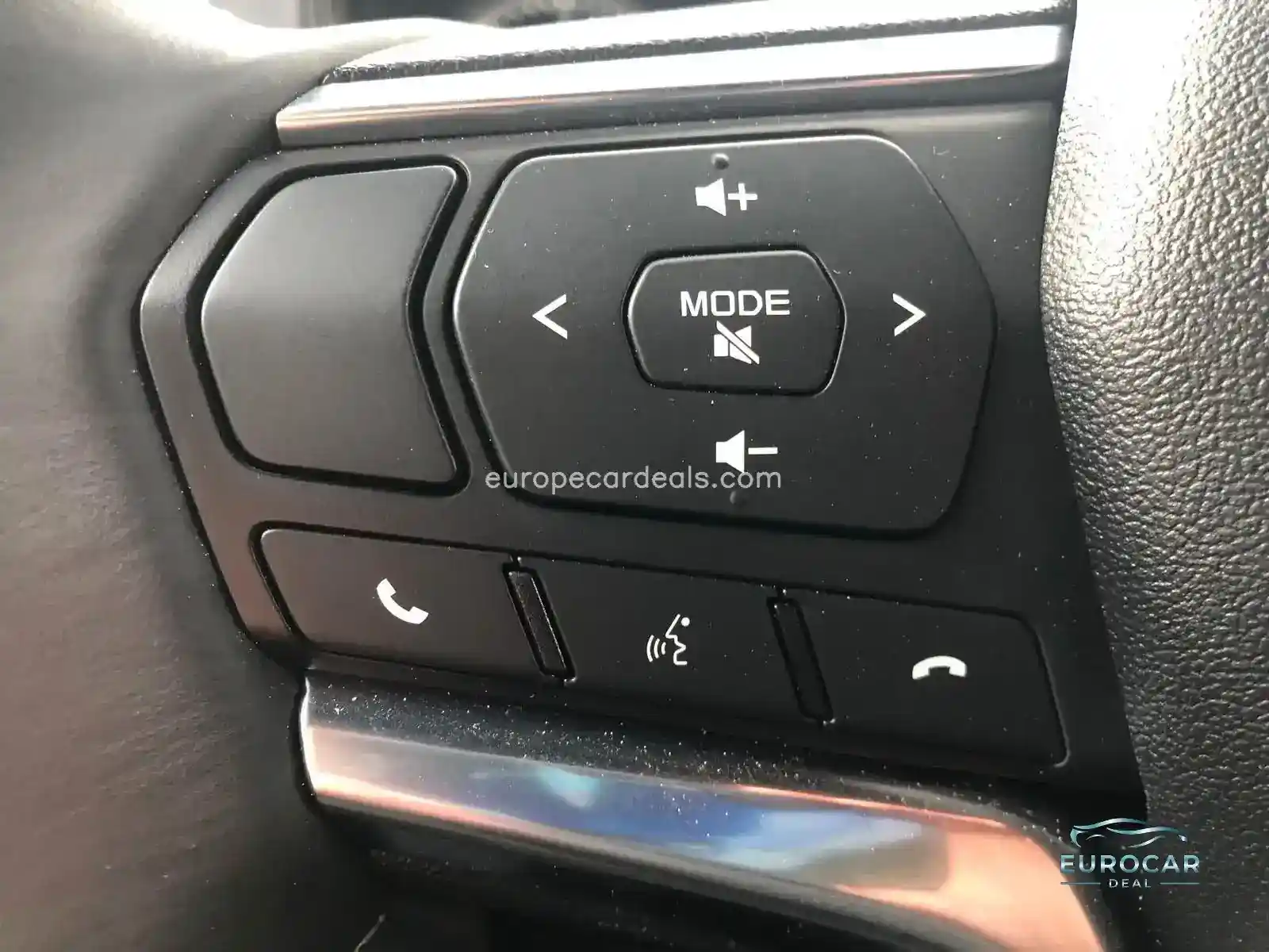 Double Cab V-Cross AT ” BAD-MAX “