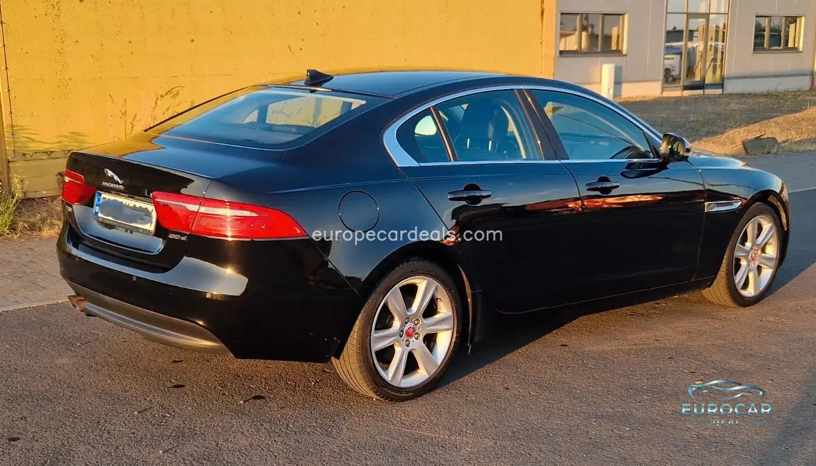 Jaguar XE