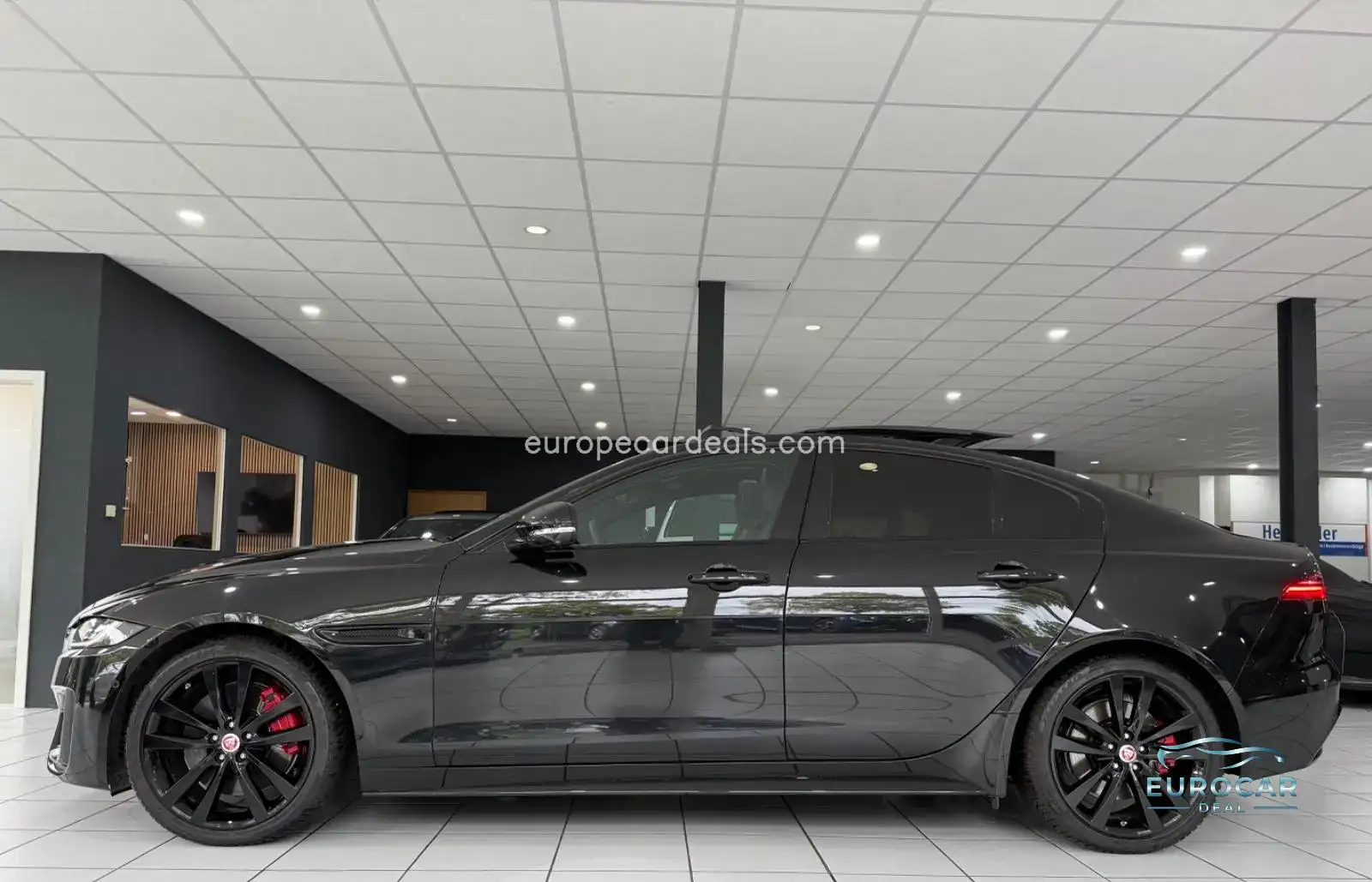 Jaguar XE