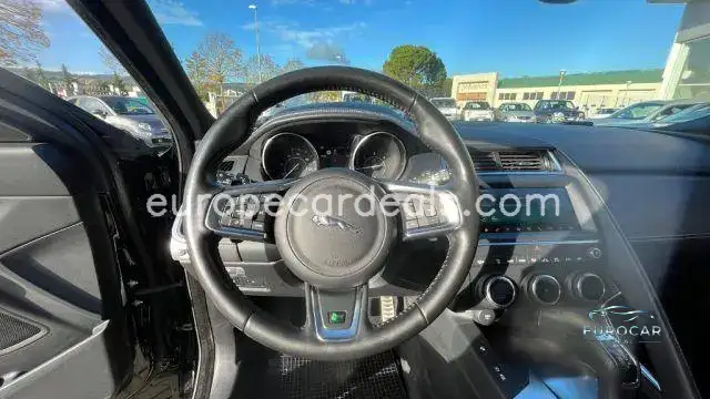 Jaguar E-Pace