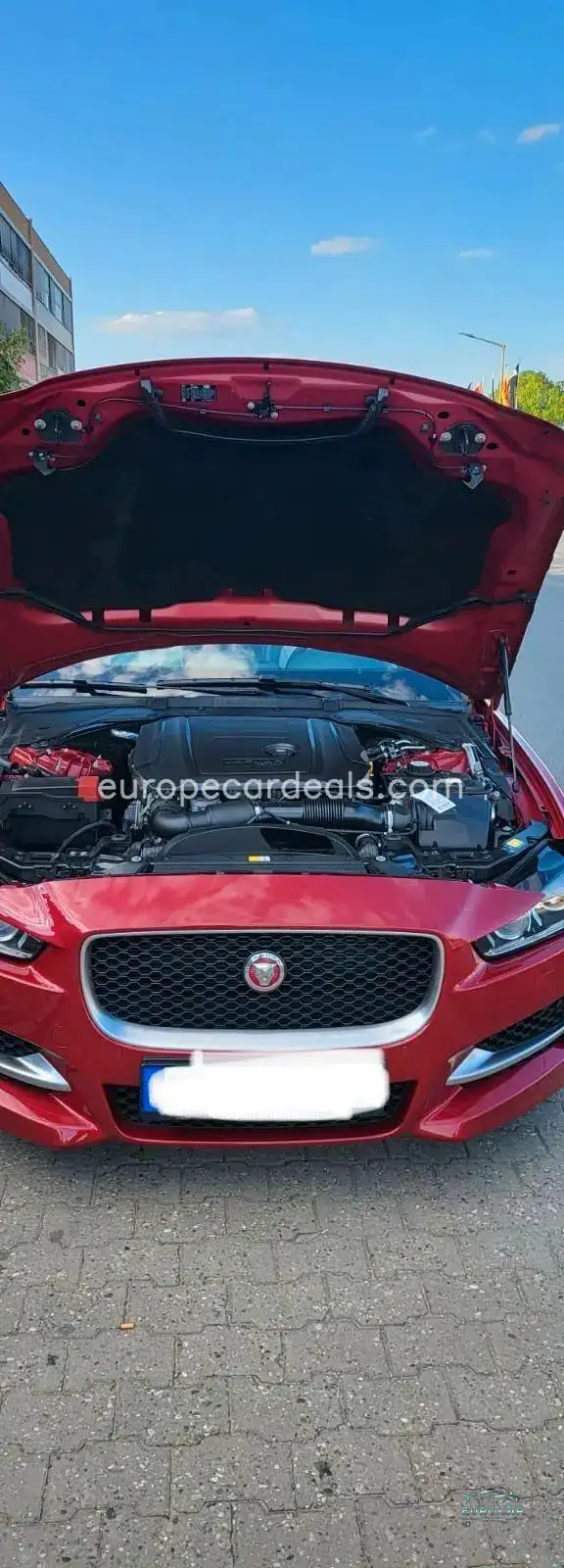 Jaguar XE