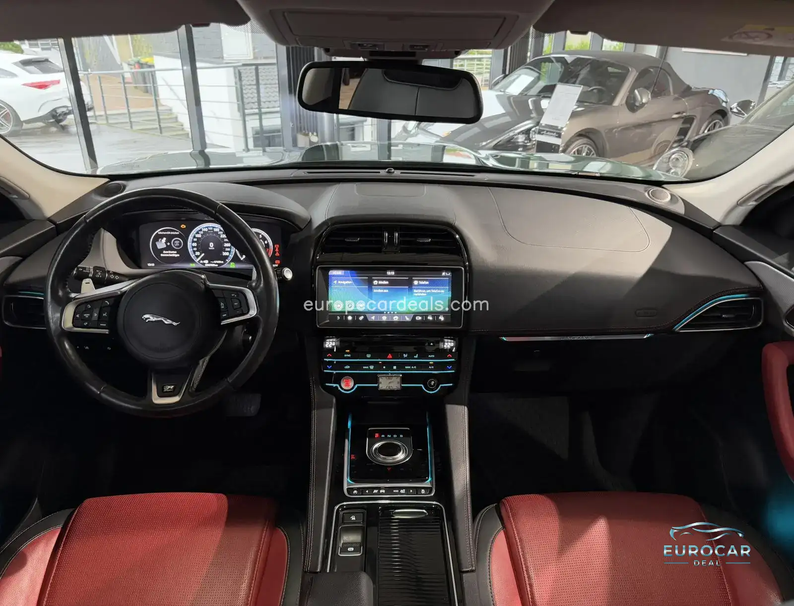 Jaguar F-Pace