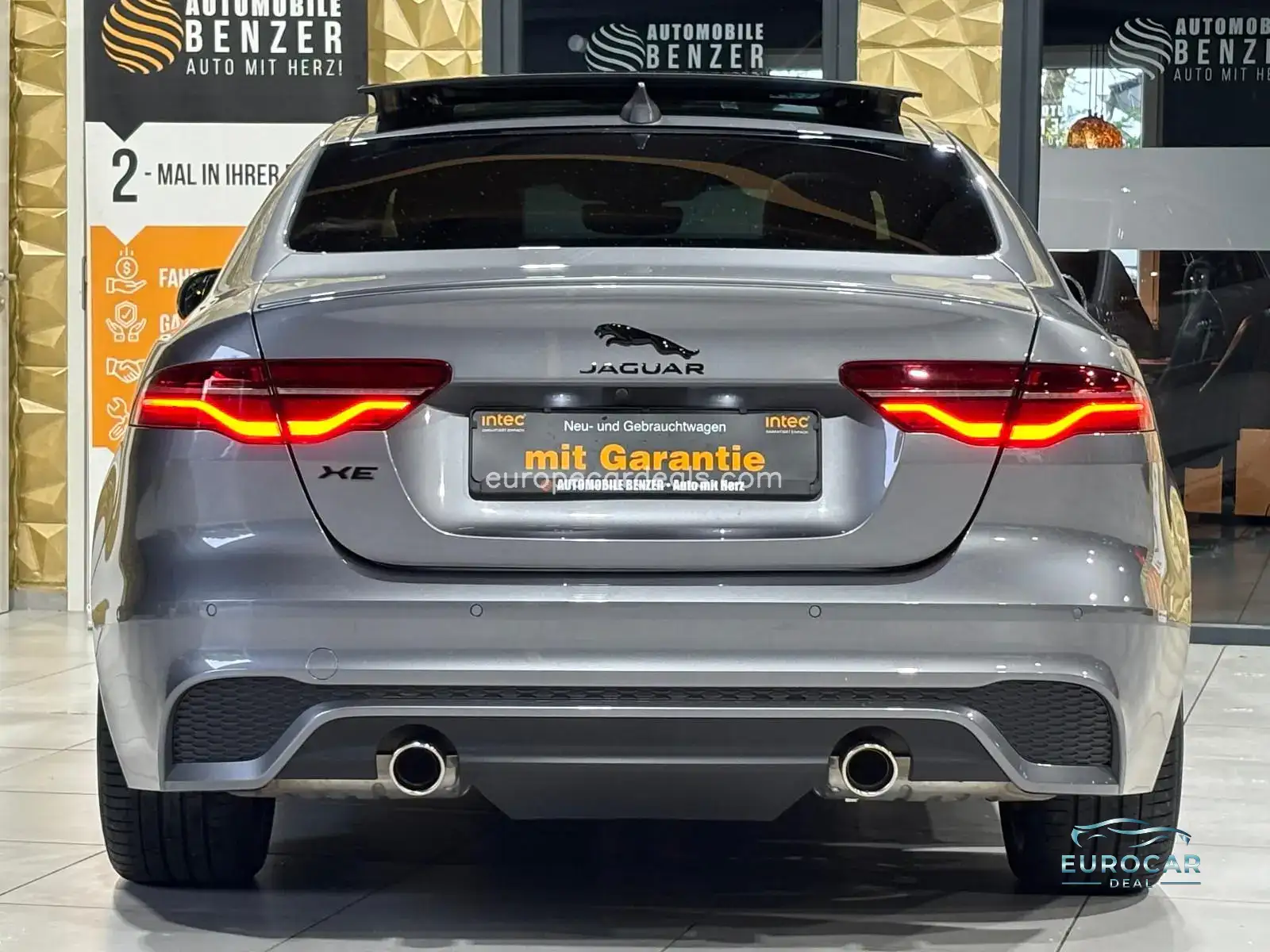 Jaguar XE