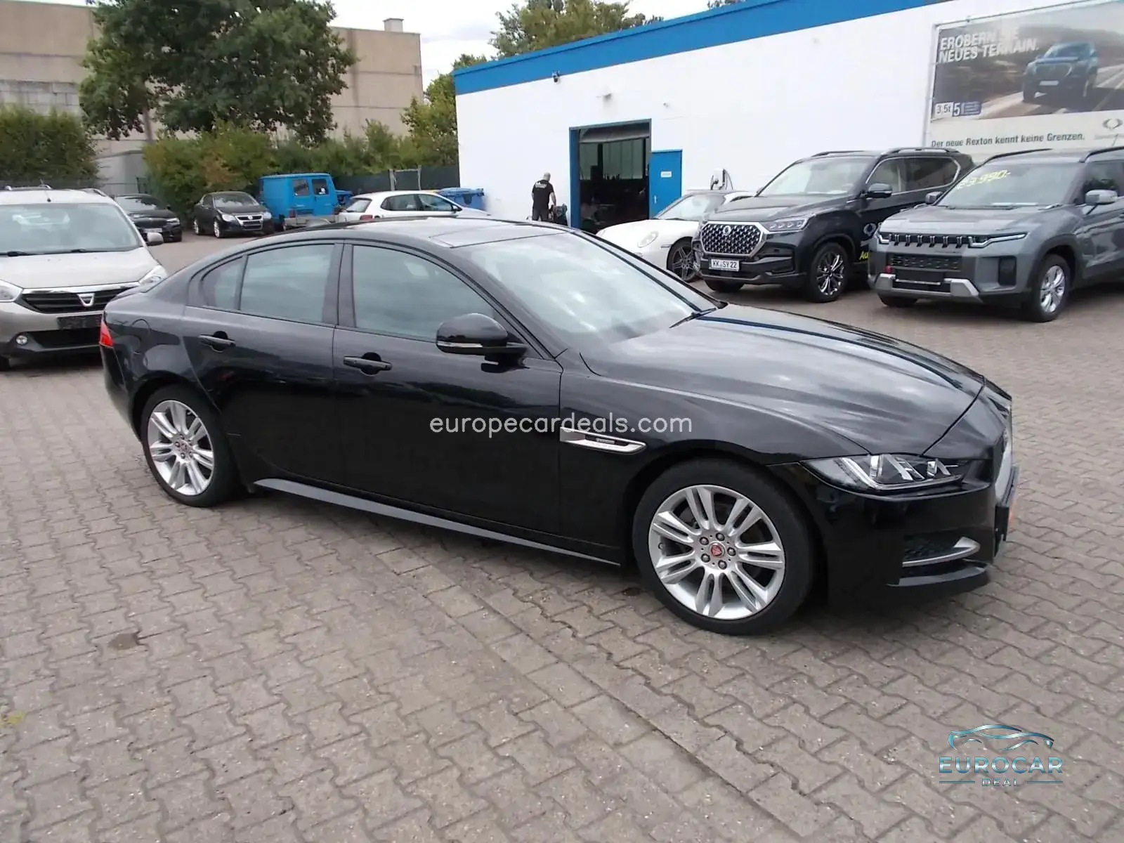 Jaguar XE