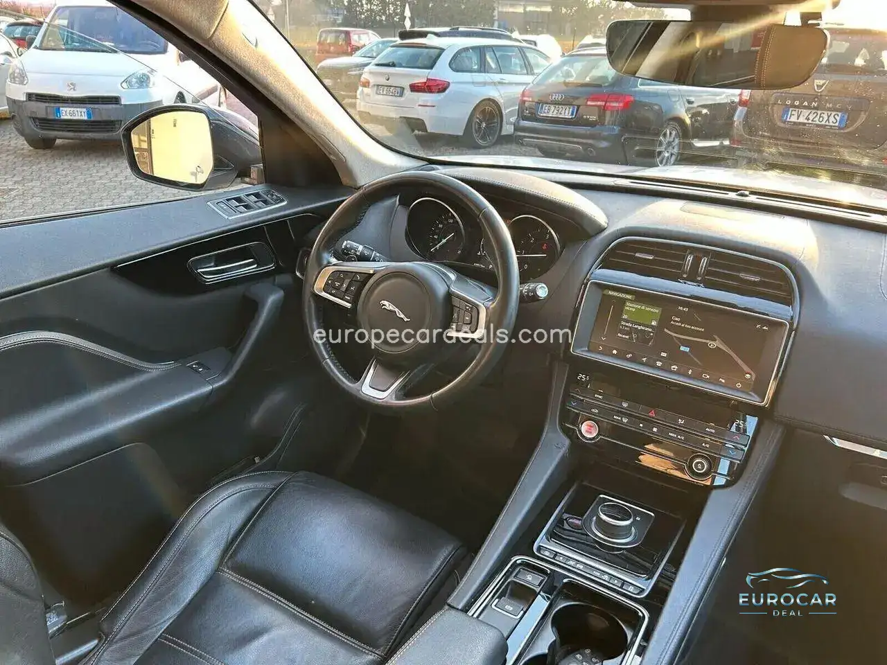 Jaguar F-Pace