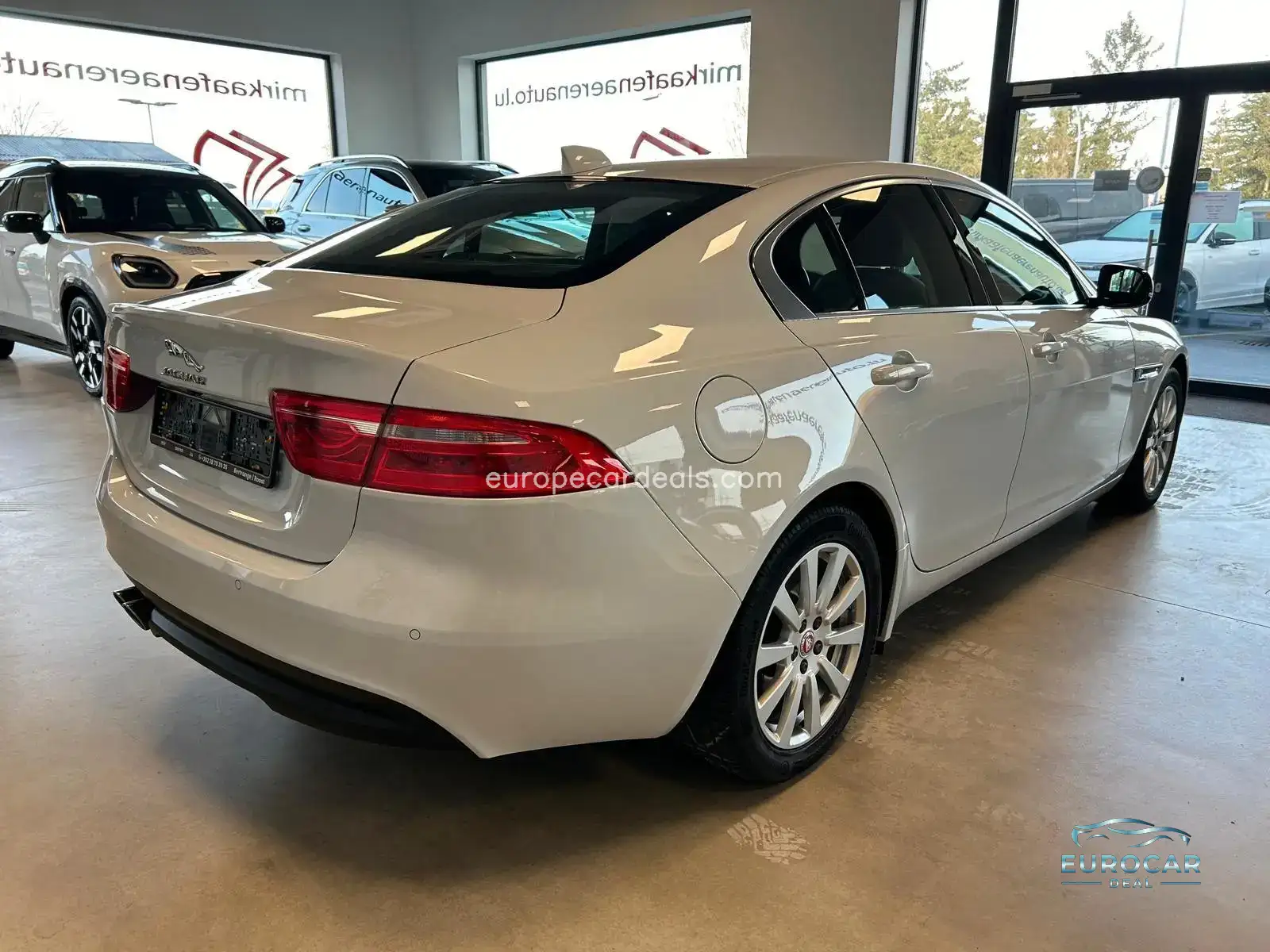 Jaguar XE