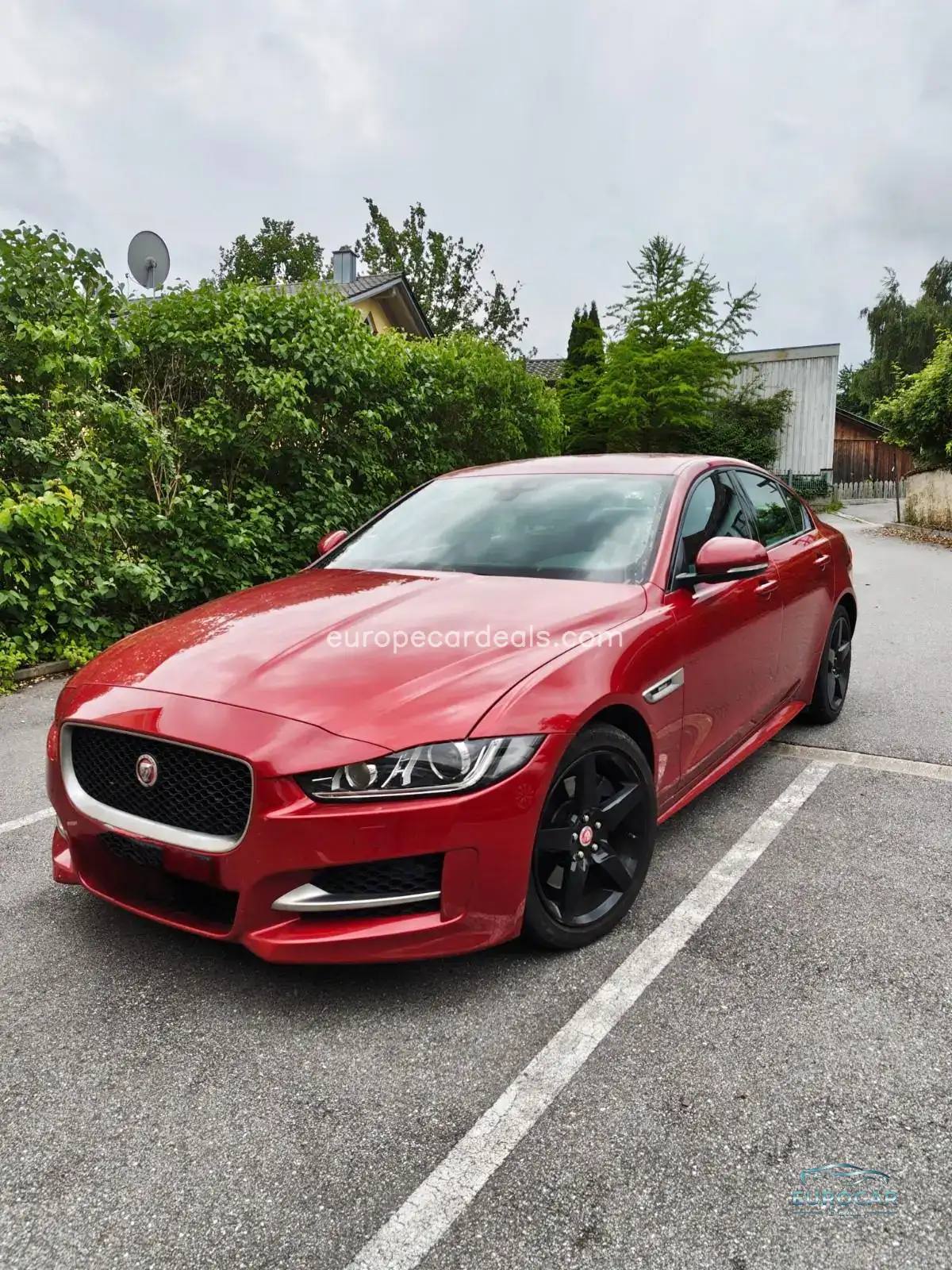Jaguar XE
