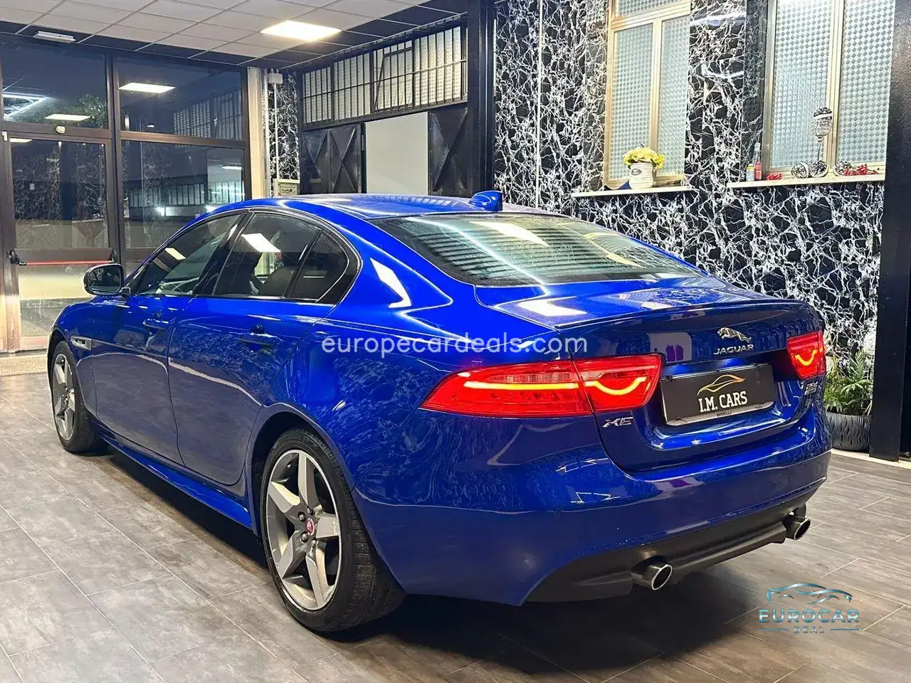 Jaguar XE
