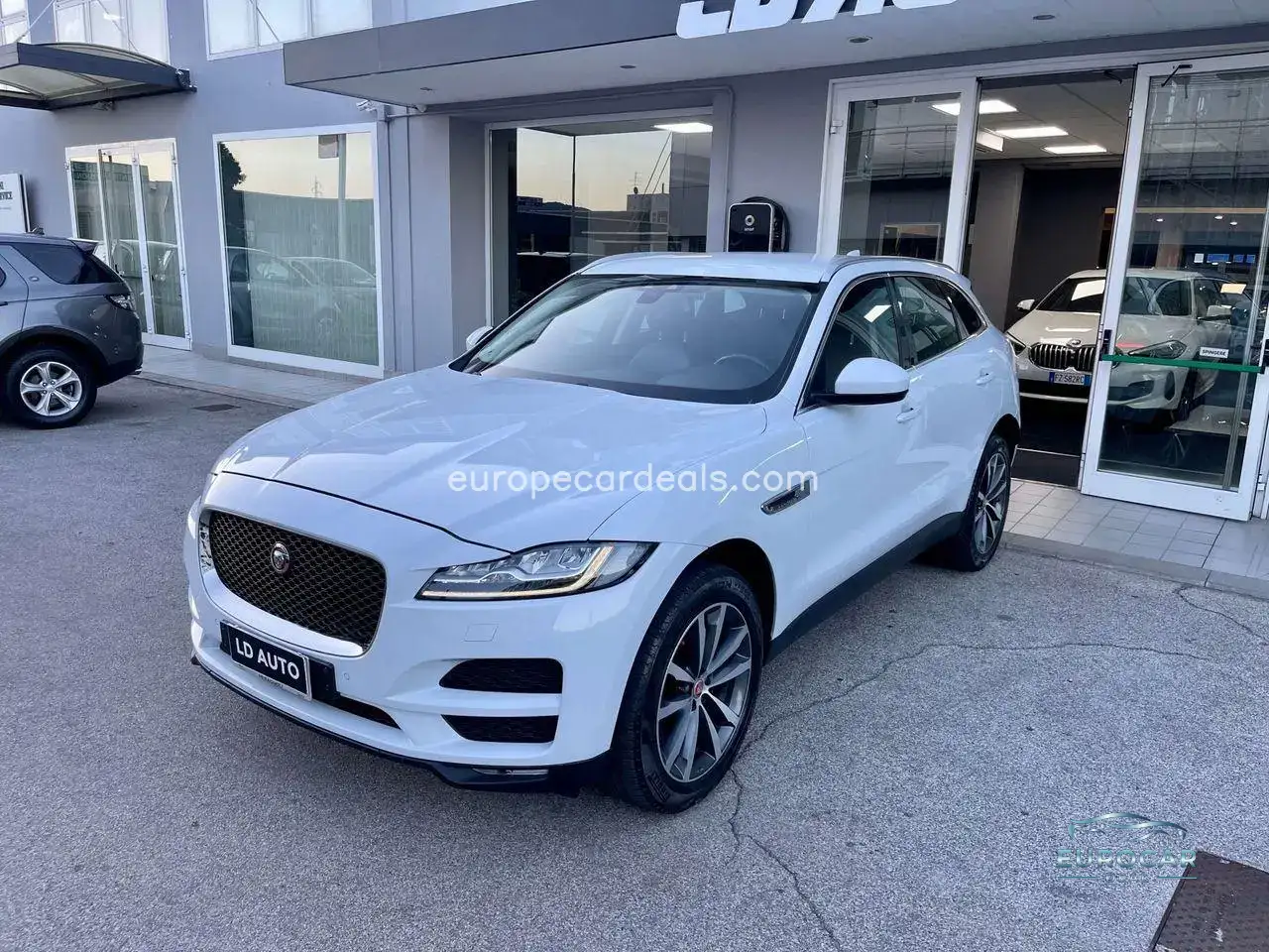 Jaguar F-Pace