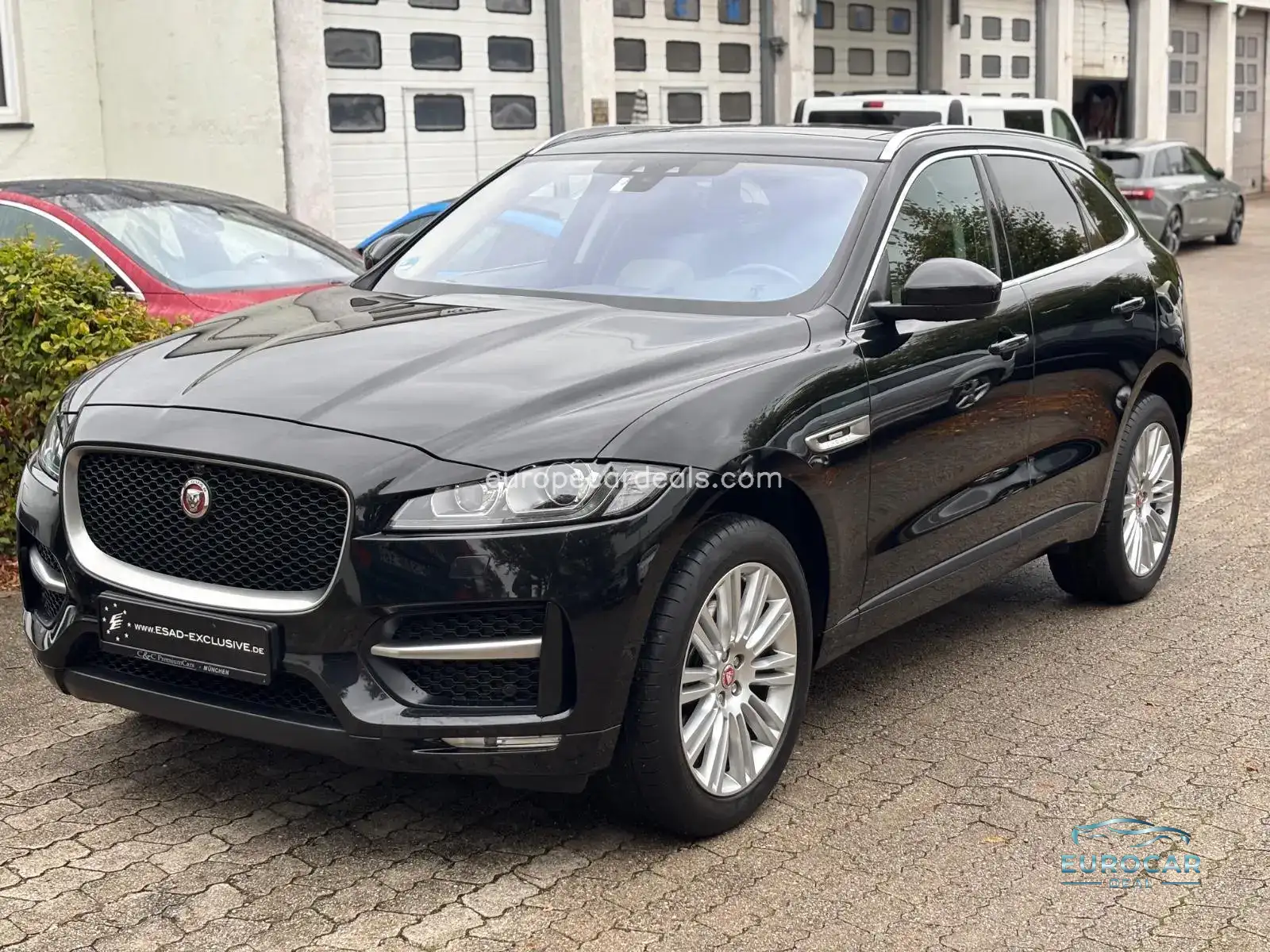 Jaguar F-Pace