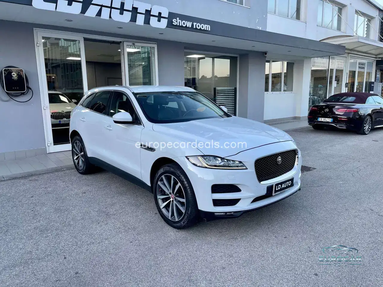 Jaguar F-Pace
