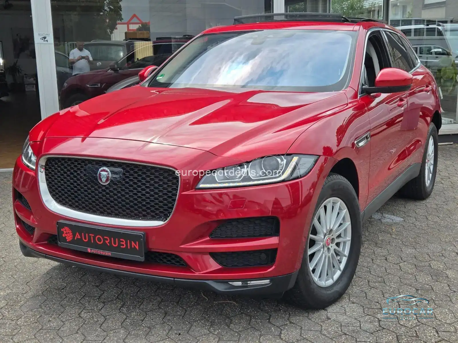 Jaguar F-Pace
