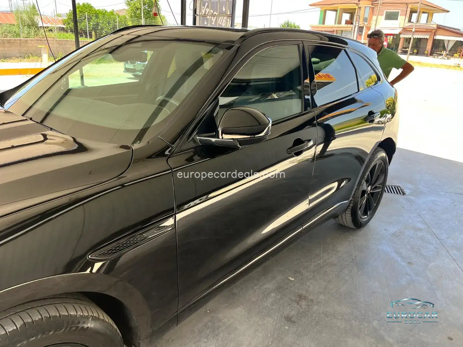 Jaguar F-Pace