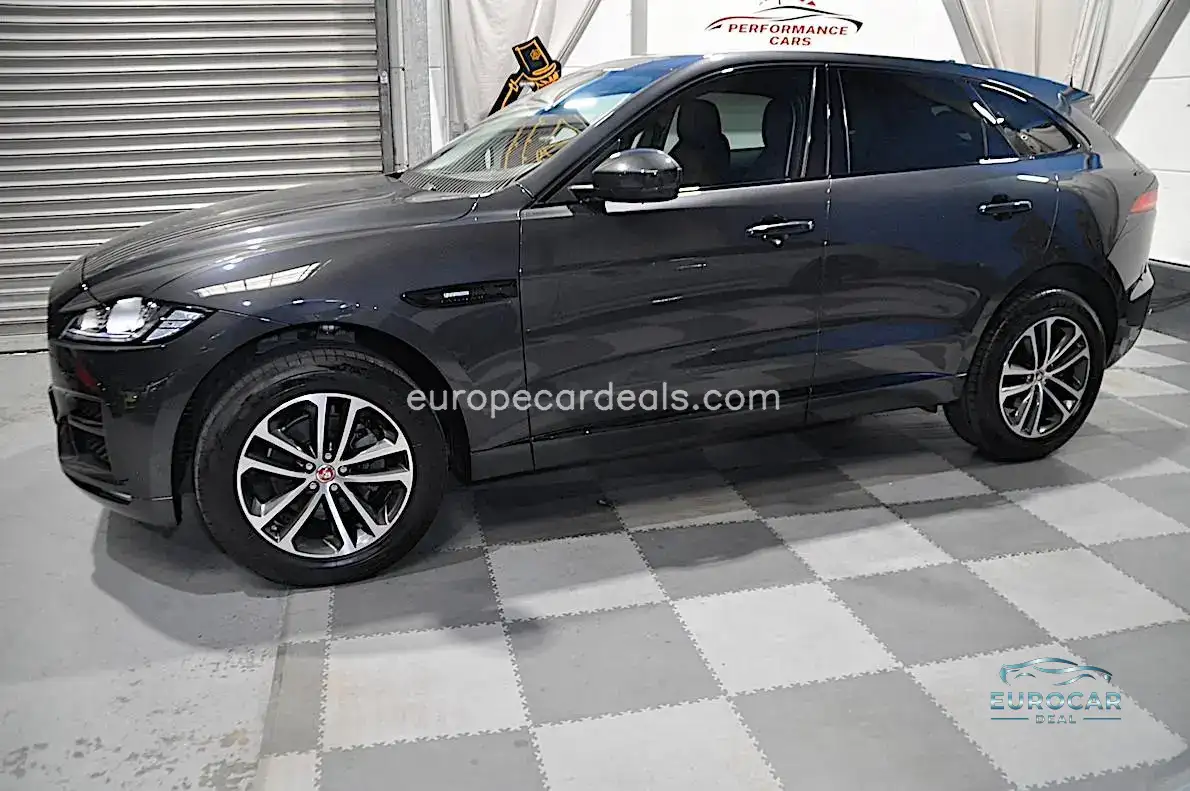 Jaguar F-Pace