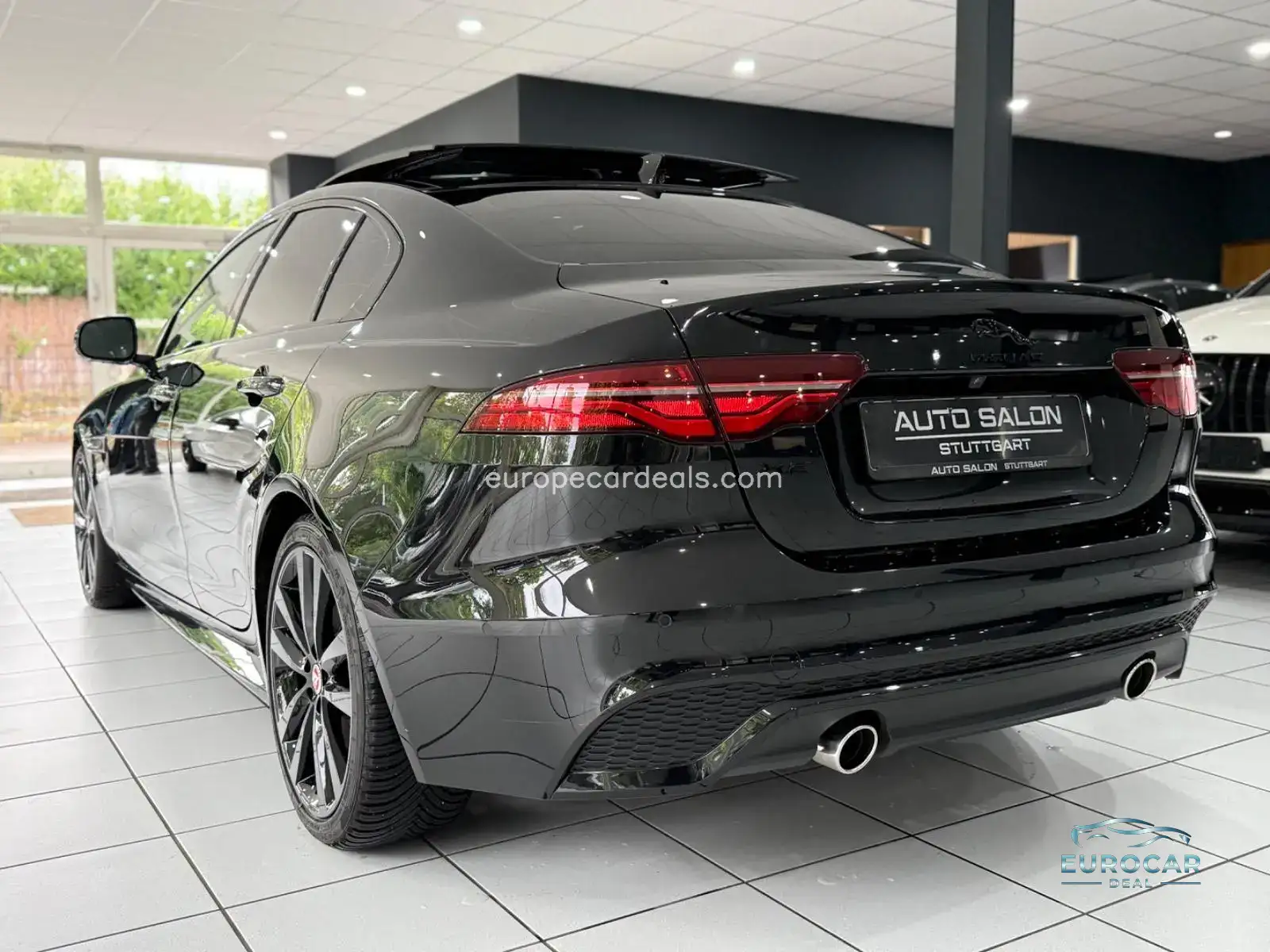 Jaguar XE