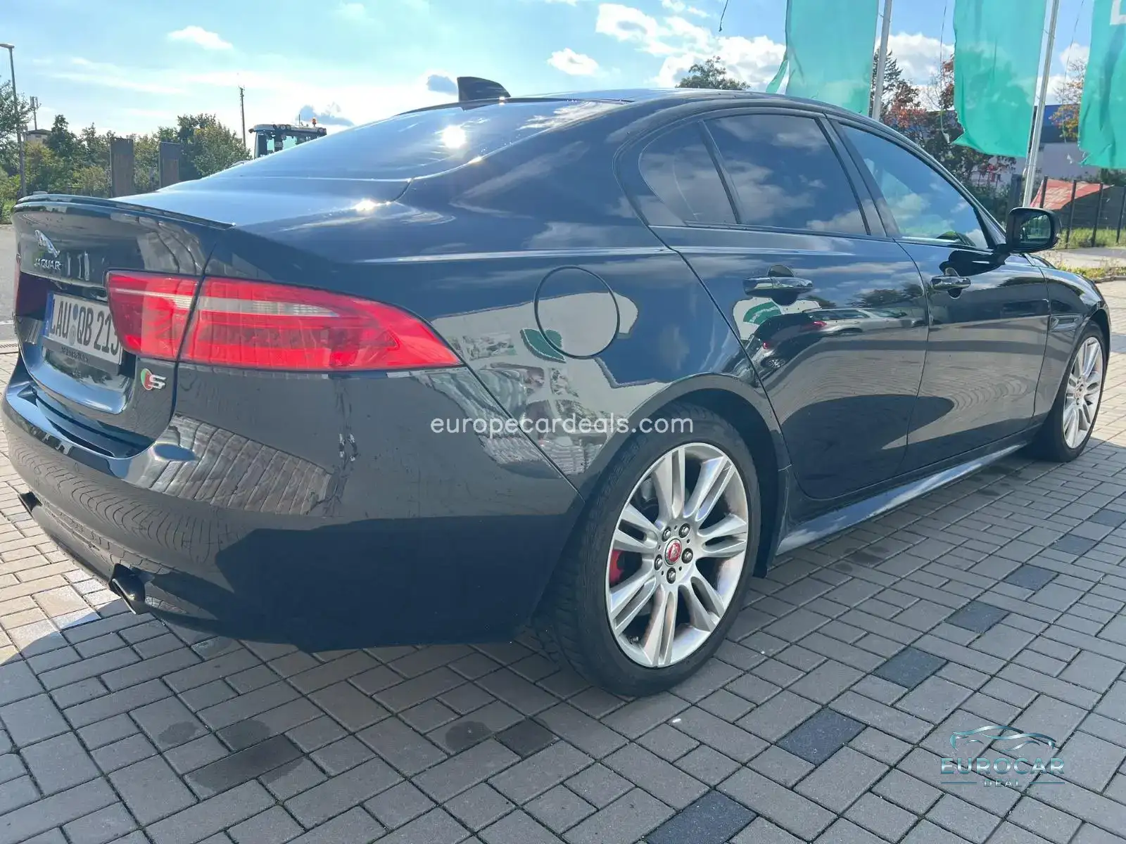 Jaguar XE