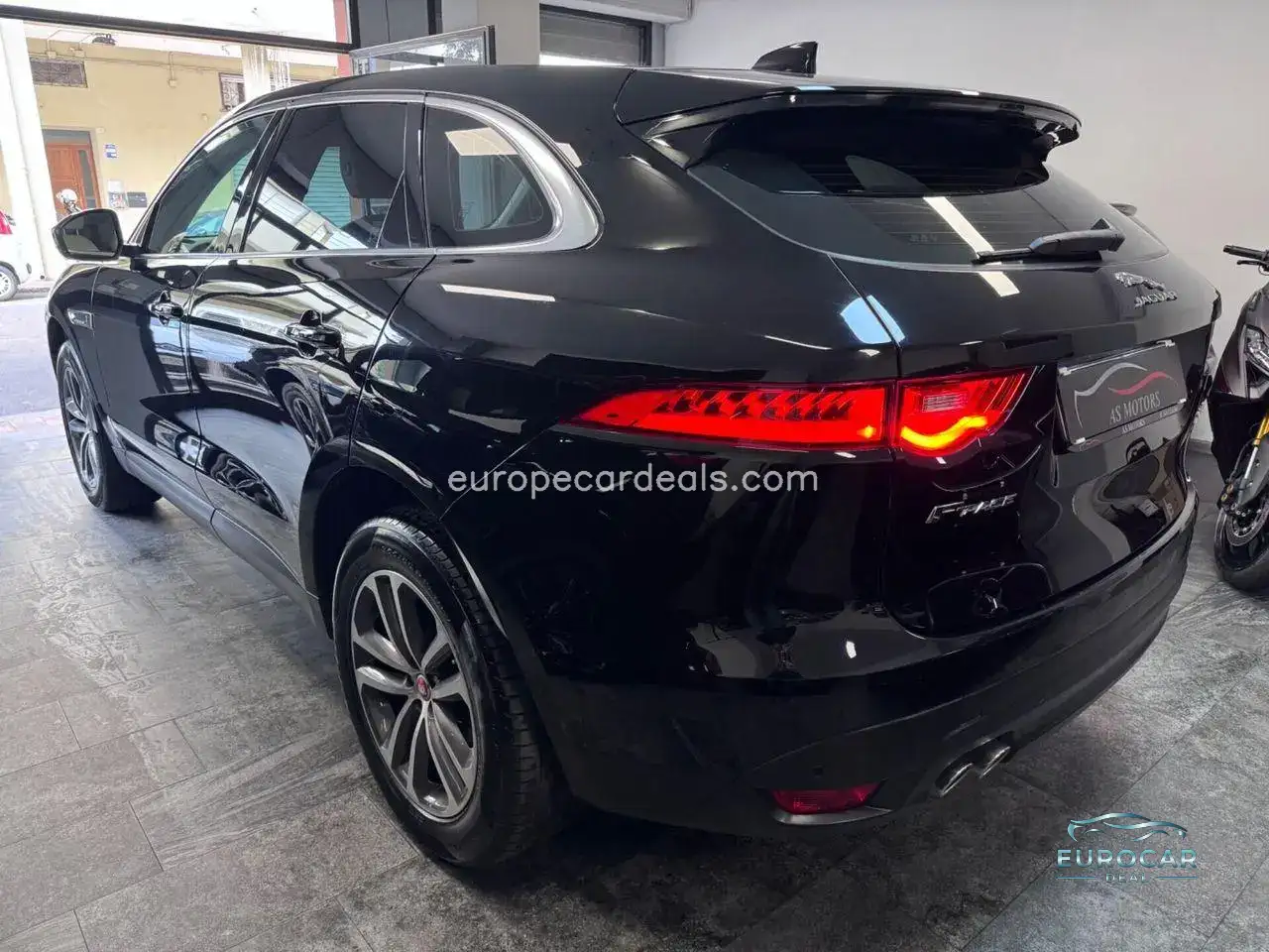 Jaguar F-Pace