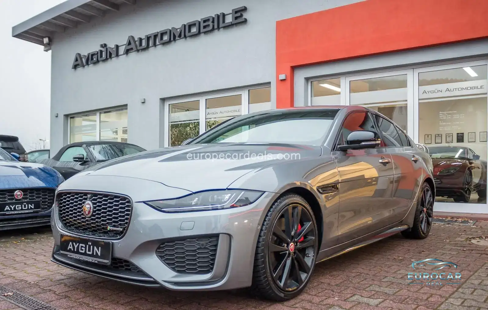 Jaguar XE
