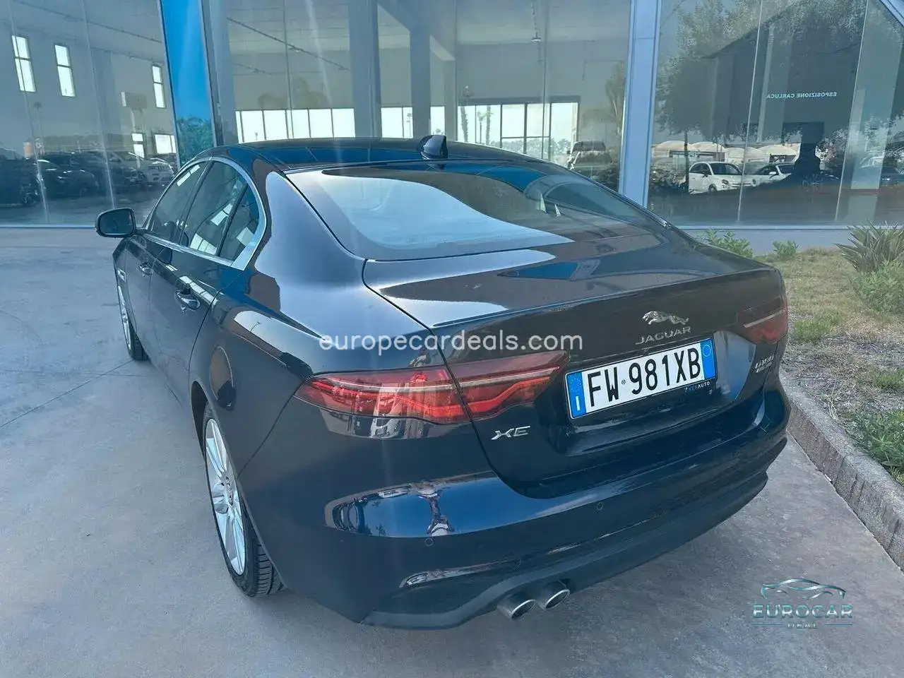 Jaguar XE